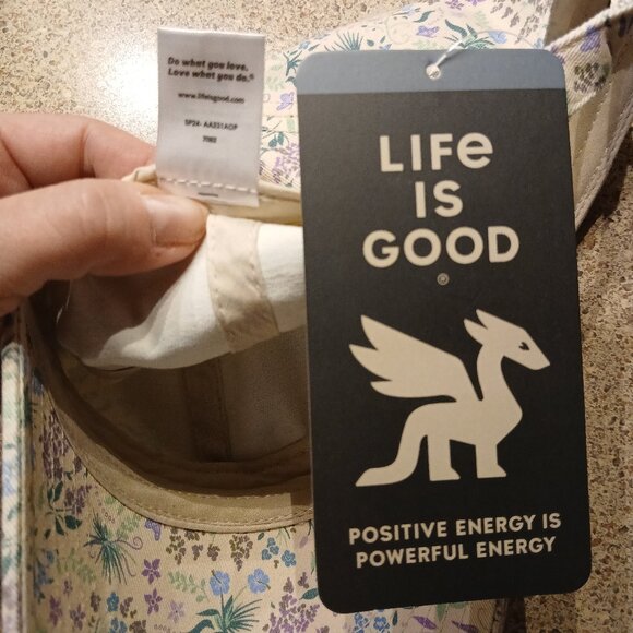 Life is Good Botanical Butterfly Pattern Chili Cap (NWT) - Picture 5 of 7